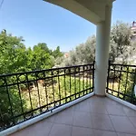 Guenes Boutique - 올루데니스