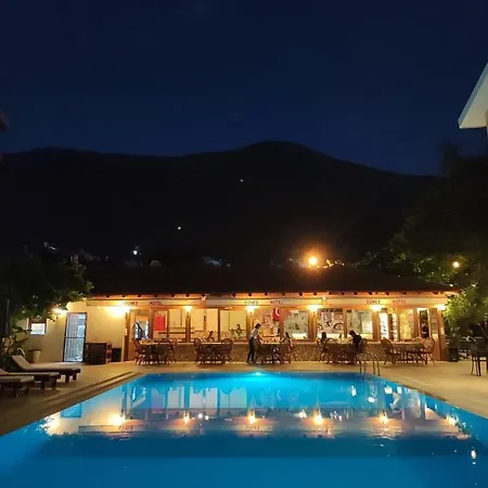 Gunes Boutique Hotel 3*