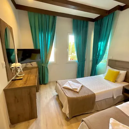 Hotel Gunes Boutique 3*