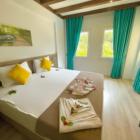 Gunes Boutique Hotel 3*