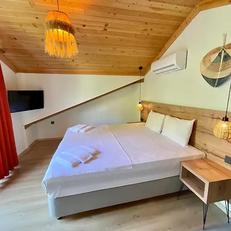 Gunes Boutique Hotel 3*