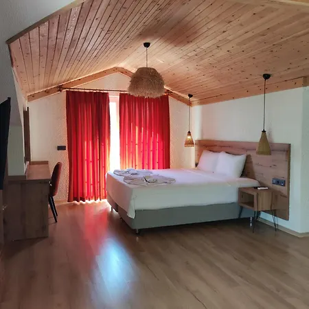 Hotel Gunes Boutique 3*
