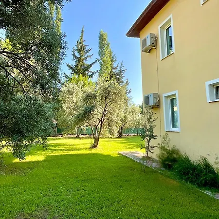 Отель Guenes Boutique - 3*