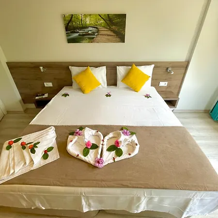 Hotel Guenes Boutique -