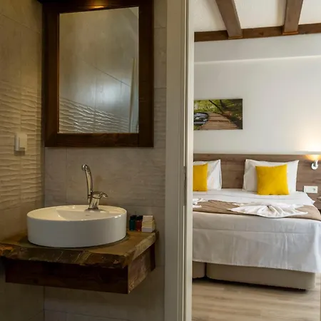 Guenes Boutique - Oludeniz Φετιγιέ