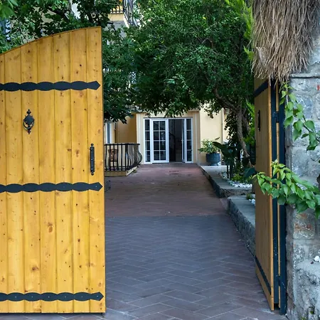 Szálloda Guenes Boutique -