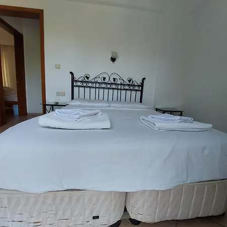 Hotel Guenes Boutique - 3*