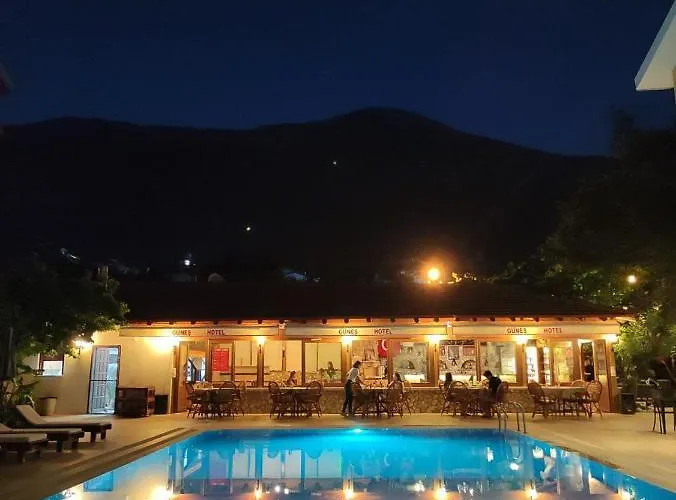 Guenes Boutique - Отель 3*