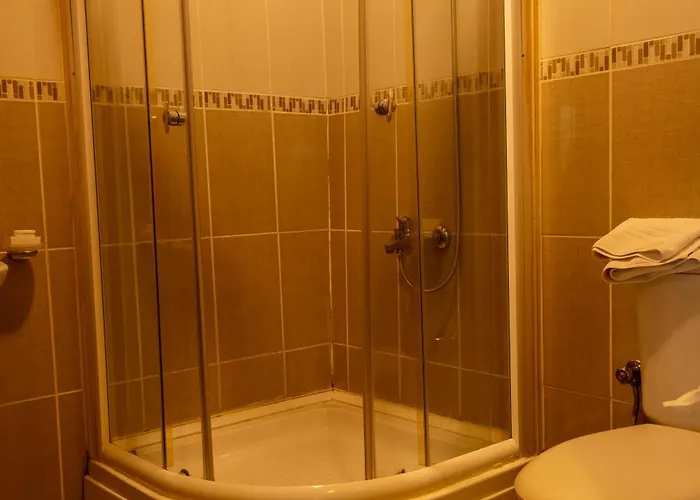 Guenes Boutique - Отель Олудениз