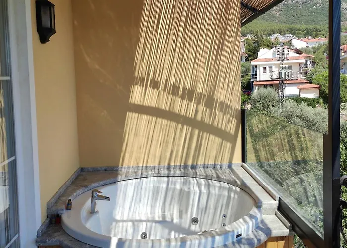 Hotel Guenes Boutique - 3*